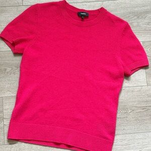 Theory Crewneck Basic Tee Feather Cashmere Sweater in Hot Pink Sz.M